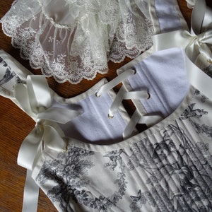 CUSTOM MADE corset 18th century Marie-Antoinette rococo romantic historical reenactment / cosplay