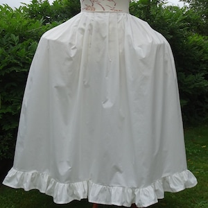Enagua con volantes hecha a medida para alforjas anchas, estilo María Antonieta del siglo XVIII, en algodón rococó, para cosplay y recreación histórica.