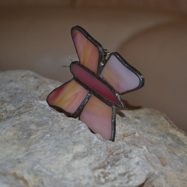 Barrette papillon en verre