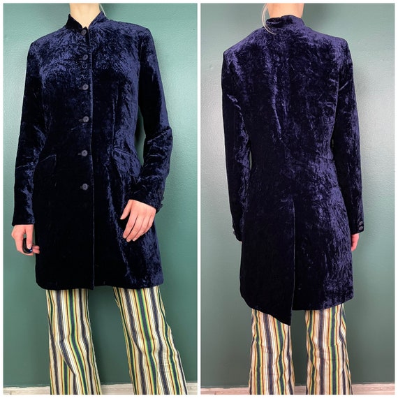 90s Does 60s Vintage Navy Blue Crushed Velvet Jack