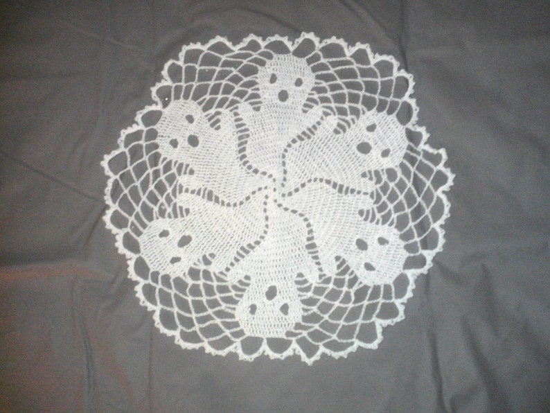 Boo Ghosts Small Round Crochet Doily-Halloween-White-15 image 5