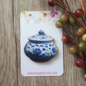 Blue Willow Needle Keeper ,Blue Willow Needle Knack, Blue Willow Magnets,Delftware Magnets,Embroidery Needle Keeper,Delft Blue Needle Knacks