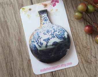 Needle Minder for Cross stitch,Needlepoint,Needlework gifts,Blue Willow Needle Minder,Delftware Magnets