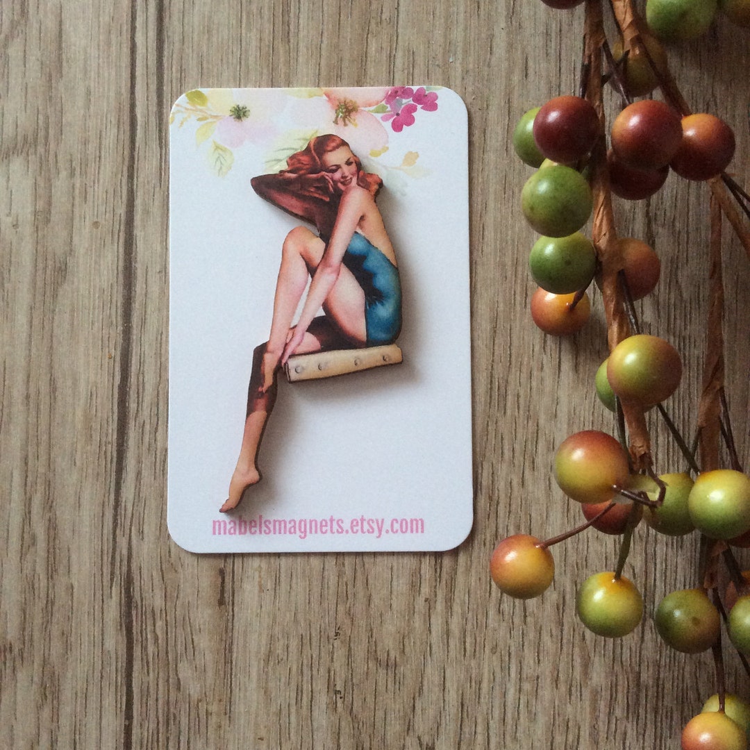 Pin up Girl Needle Knack ,pin up Girl Girl Pins,1950s Lady Needle Knacks,needle Keepers