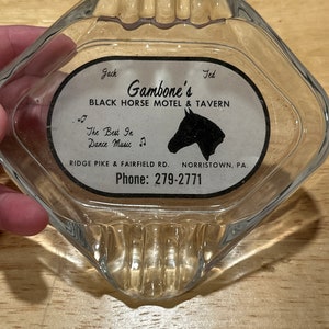 Gambone’s black horse tavern ashtray