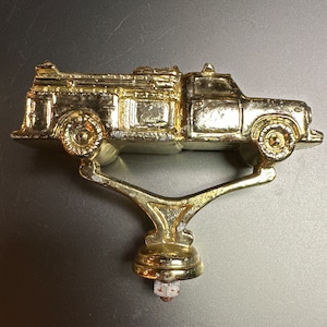 Trofeo de camión de bomberos de metal
