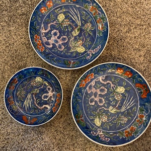 Japanese Arita plates by artists Genemon Tatebayashi