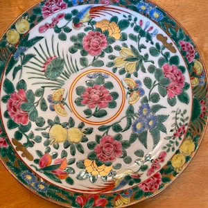 Chinese famille rose porcelain plate