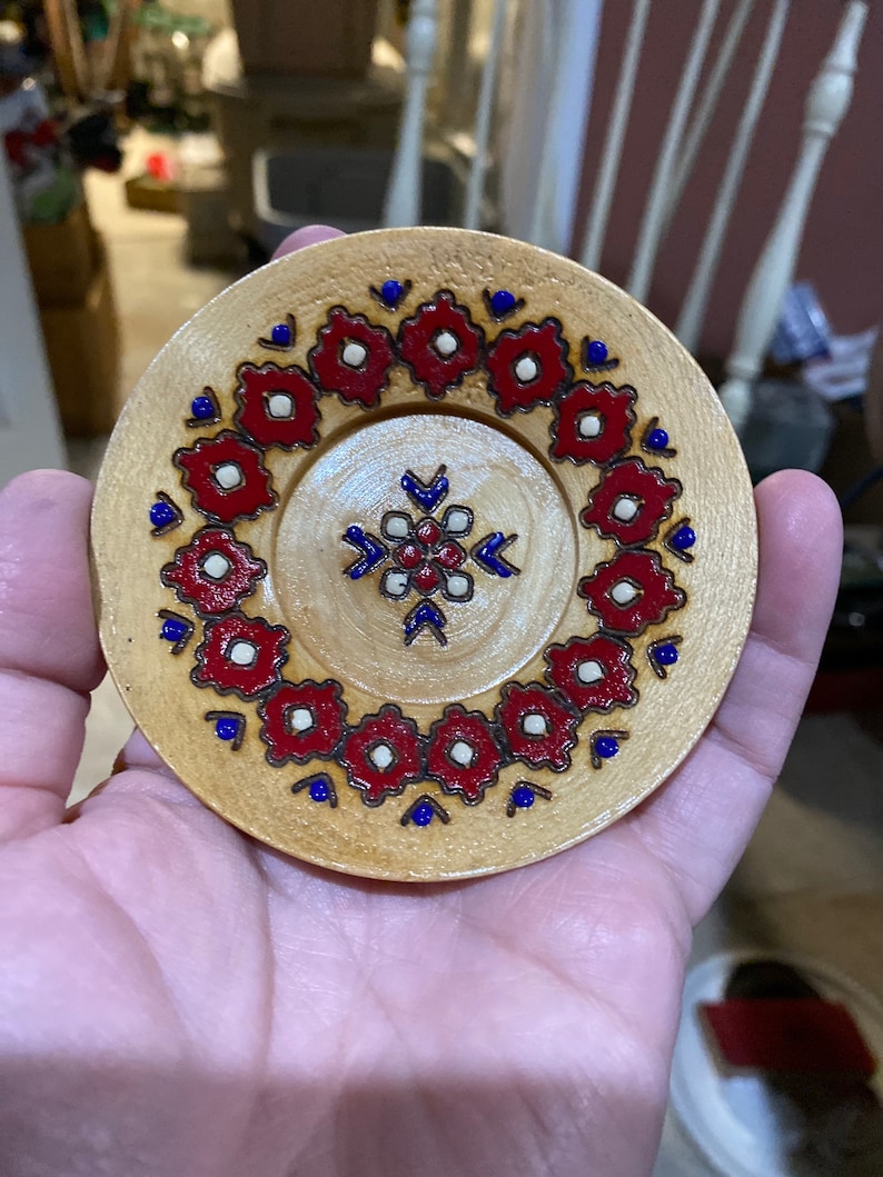 Painted and engraved wood trinket bowl