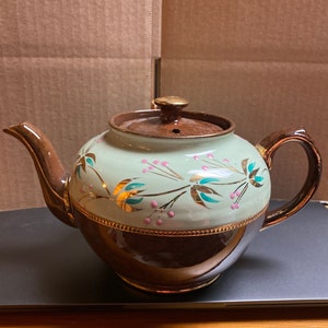 Sadler teal and brown teapot