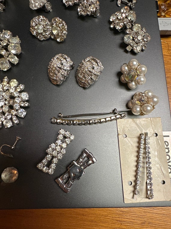 Incredible lot of vintage crystal jewelry - image 5