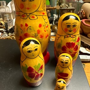 Vintage wood nesting dolls