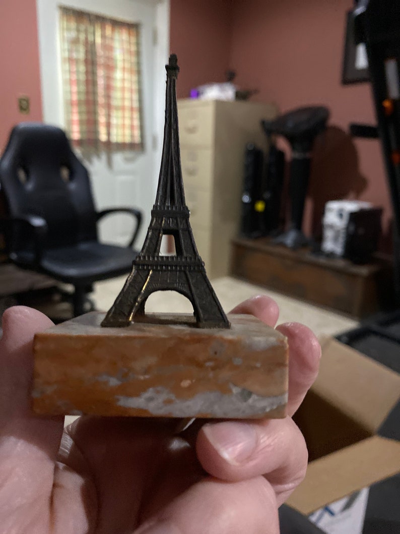 Eiffel Tower souvenir image 3