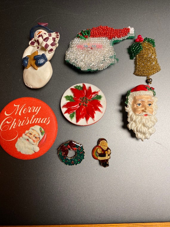 Really nice assortment of Christmas brooches