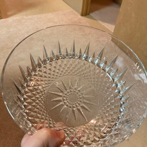 Arcoroc usa clear glass serving bowl