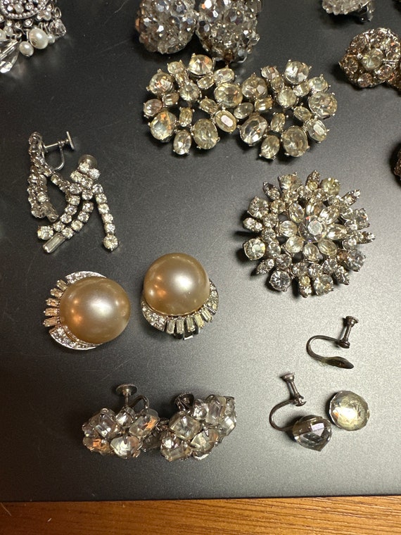 Incredible lot of vintage crystal jewelry - image 4