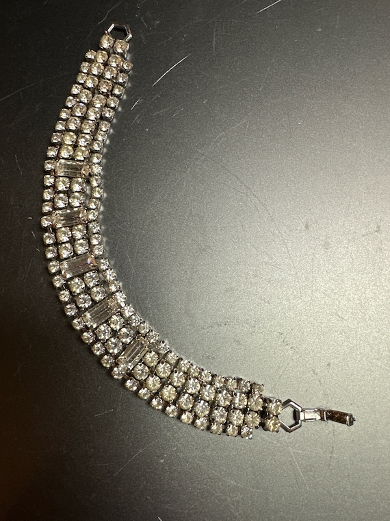 La rel clear rhinestone bracelet