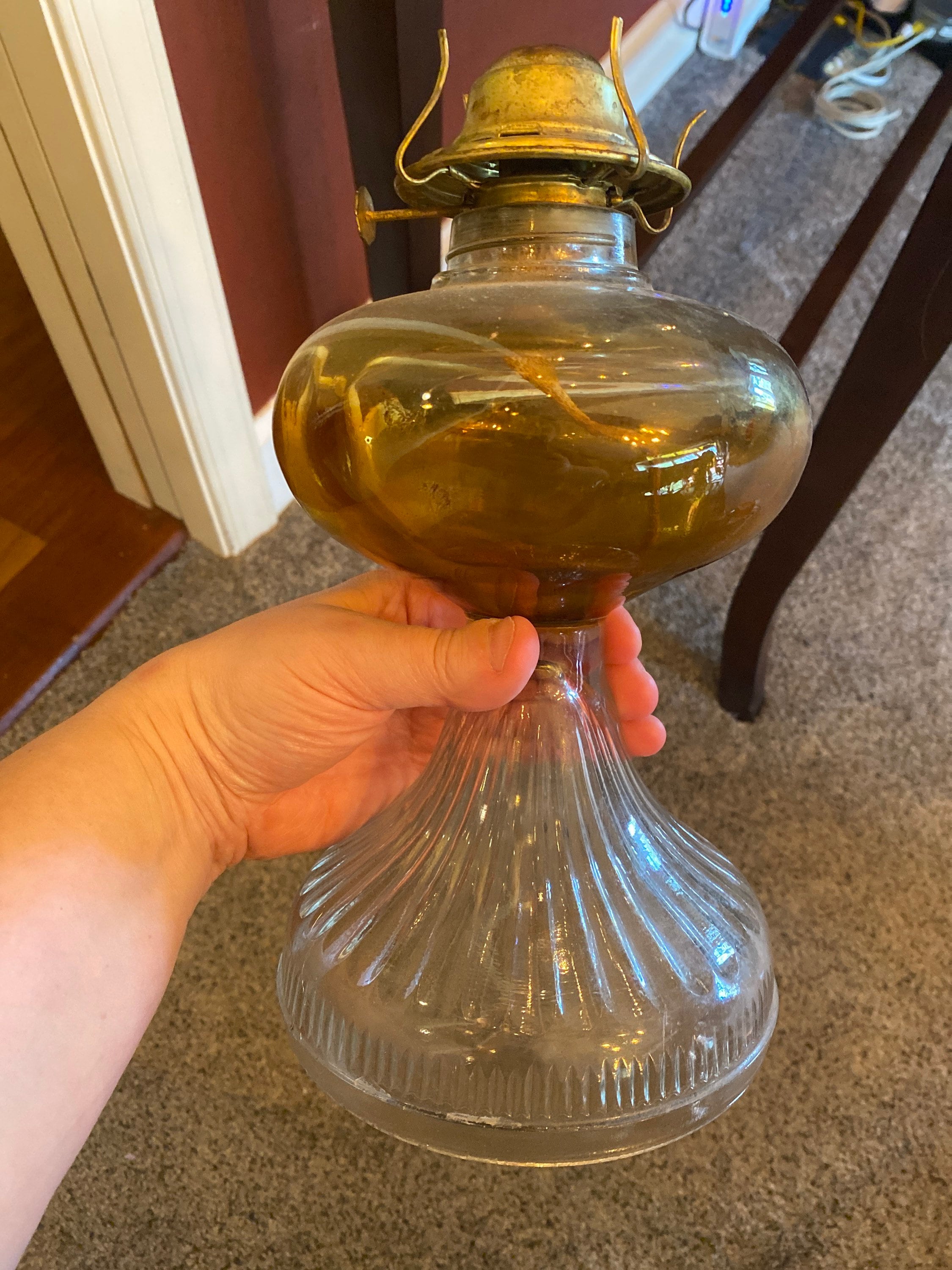 Vintage glass p&a 2024 eagle oil lamp