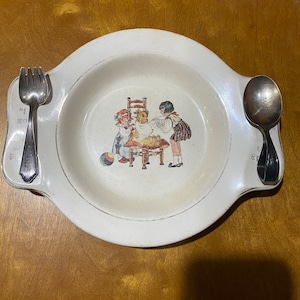 Conjunto infantil de la compañía internacional de plata