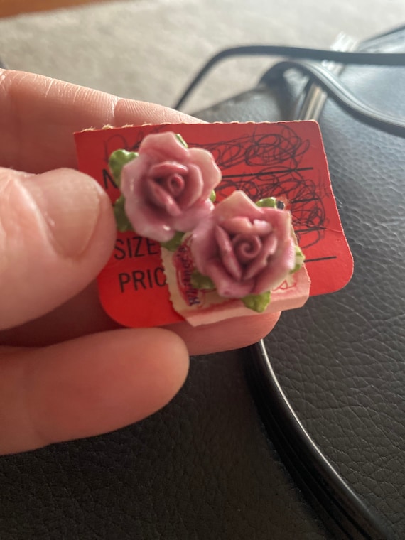 Bone China screw back earrings.