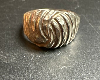 Anillo de plata de ley