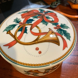 Mikasa jubilation trinket box