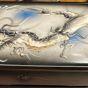 Dragon ware trinket box