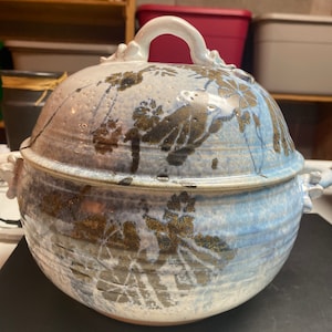 Gorgeous lidded studio art pottery bowl