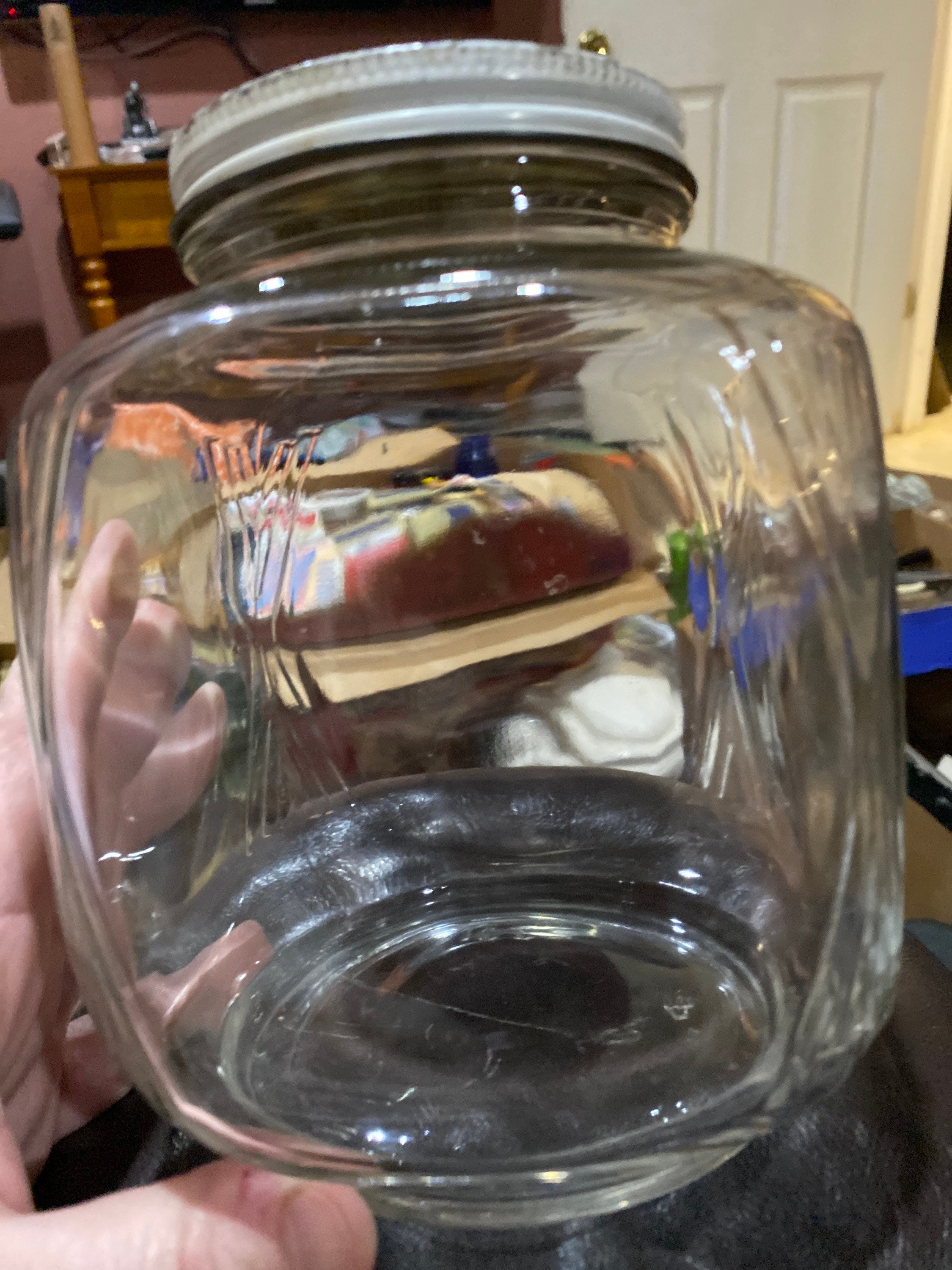 Vaso di vetro vintage con coperchio -  Italia