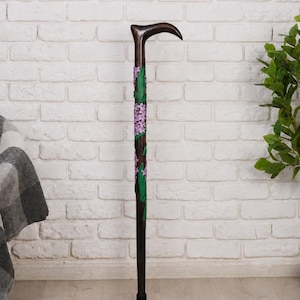 Wooden carved walking cane handmade with geocynts