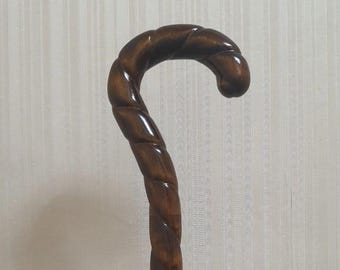 Bastón de madera tallado a mano – Diseño retorcido, acabado brillante, longitud personalizada, regalo personalizado