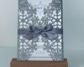 Winter Snowflake wedding invitation