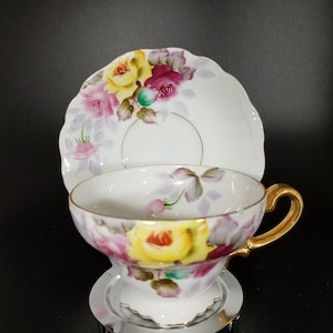 Hand-Painted Footed Teacup and Saucer, Made in Occupied Japan