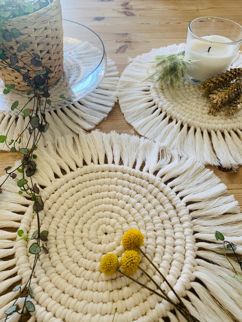 Macrame Placemat // Boho Coaster // Macrame Coaster // Etsy