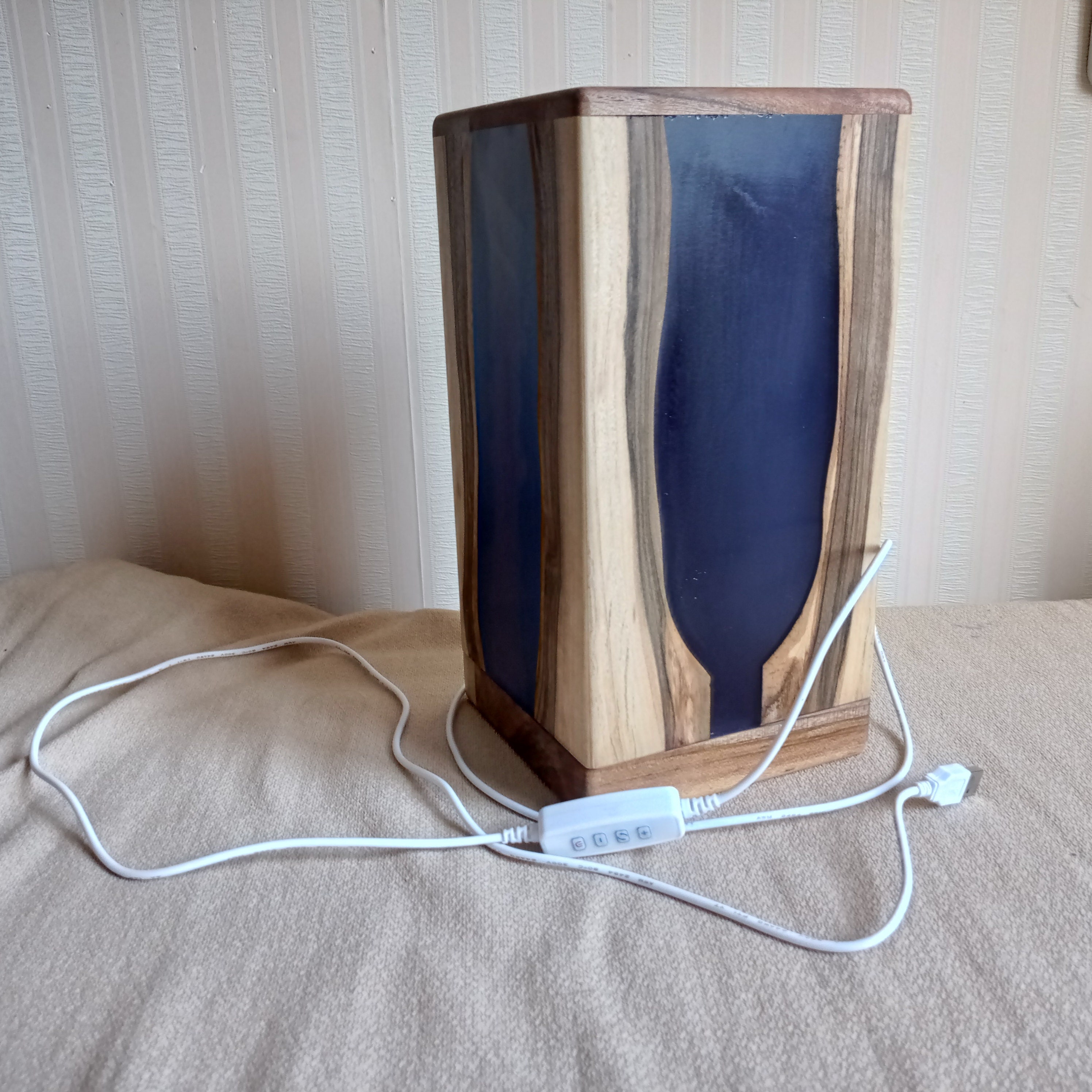 Handcrafted USB Night Light With Lighting Level Control Epoxy Resin ...