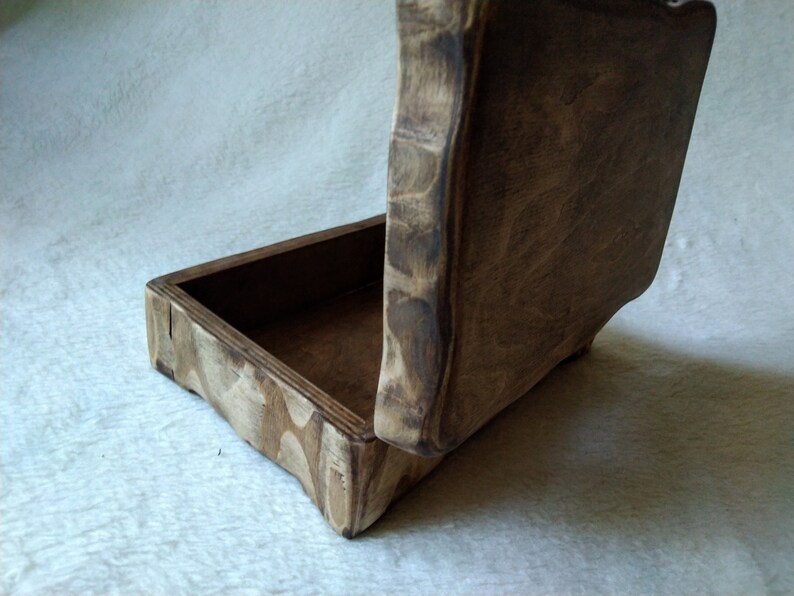 Handmade Birch Wood Cigar Box. Jewelry Box. Fancy Keepsake Box