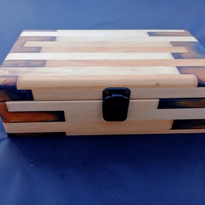 Handmade unisex wood and epoxy resin box , Fancy keepsake box, Exclusive wood gift box, Jewelry storage box. Box for cigars.