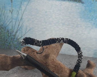 Bass Worm Fly