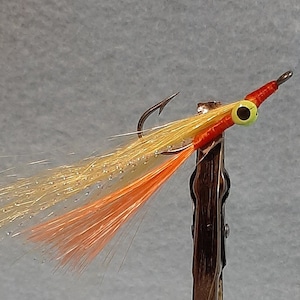 Pompano Fly: Verschiedene Stile erhältlich