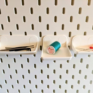 Ikea Skadis用トレイ3個セット | さまざまな色 | ペグボードアクセサリー さまざまなアイテムの収納 | コンテナボックス シェルフ ディスプレイホルダー