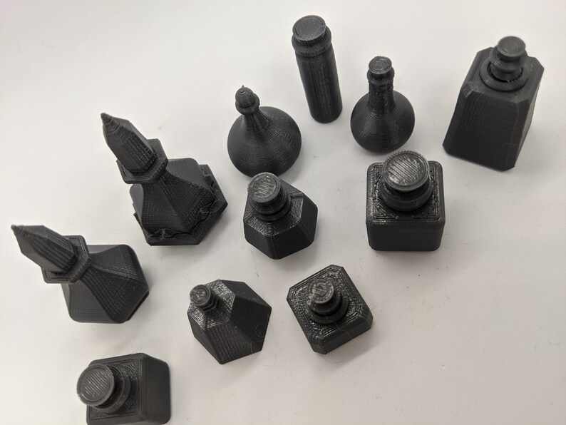 Potion Bottles Set Marker Pathfinder | 28mm 1:56 Model Scale Miniature Figure | DnD | Tabletop Wargames Scenery Terrain Scatter image 4