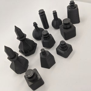 Potion Bottles Set Marker Pathfinder | 28mm 1:56 Model Scale Miniature Figure | DnD | Tabletop Wargames Scenery Terrain Scatter image 6