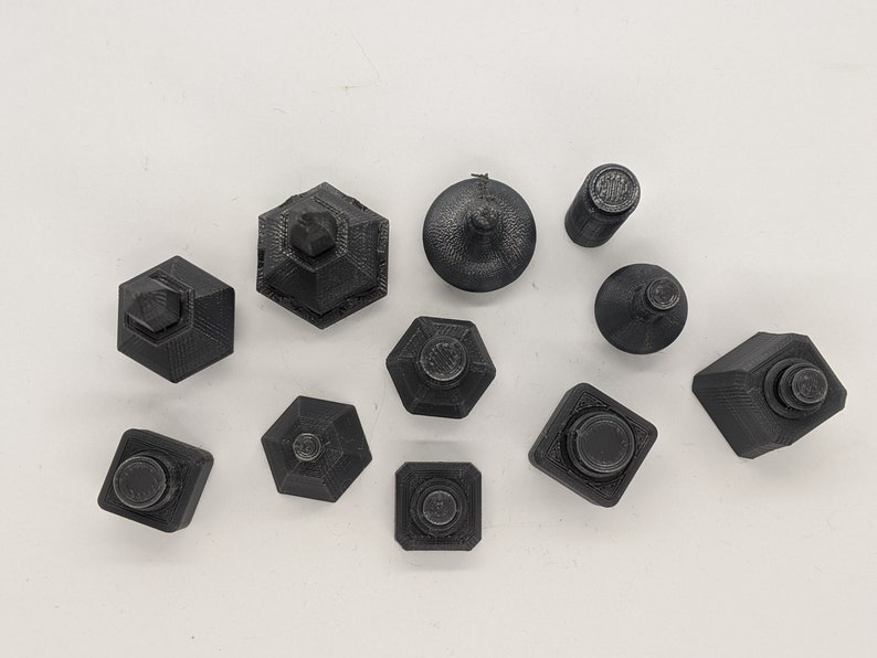 Potion Bottles Set Marker Pathfinder | 28mm 1:56 Model Scale Miniature Figure | DnD | Tabletop Wargames Scenery Terrain Scatter image 5
