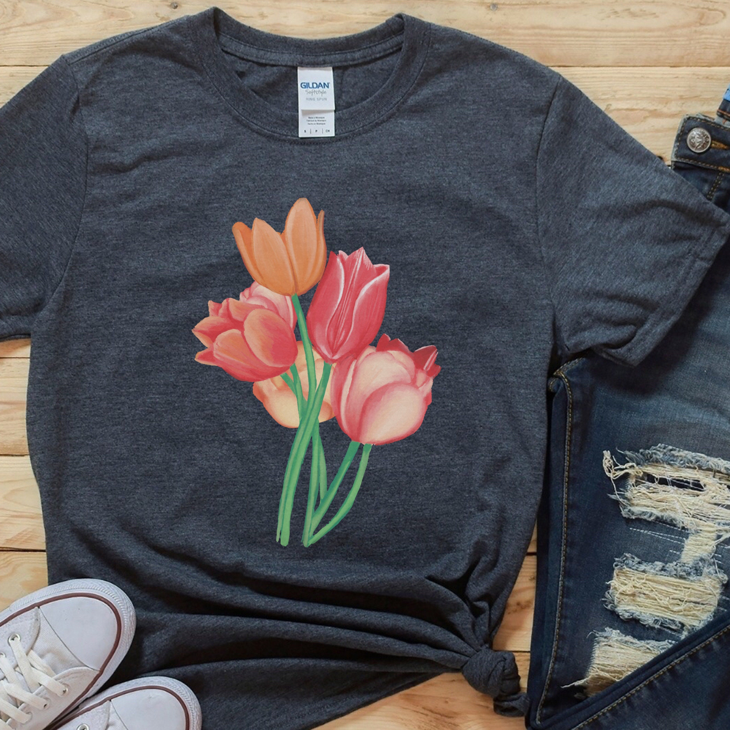 Tulip shirt Botanical shirt Floral Botanical tulips boho Etsy España