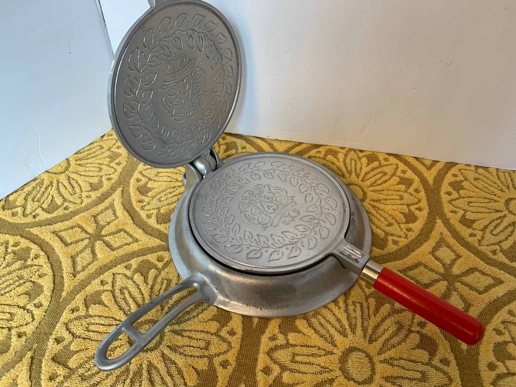 Krumkake Iron for sale Only 3 left at 70