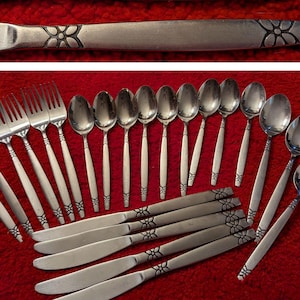 Adorable Two Tone Flower Handle Stainless 23 Piece Vintage Stainless Flatware Floral Design Handles Retro Silverware Stainless Steel Korea