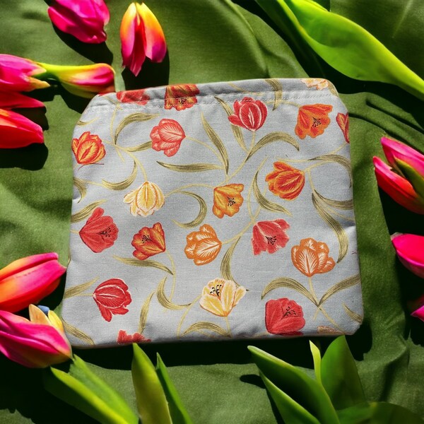 Handmade fully-lined tulips bag