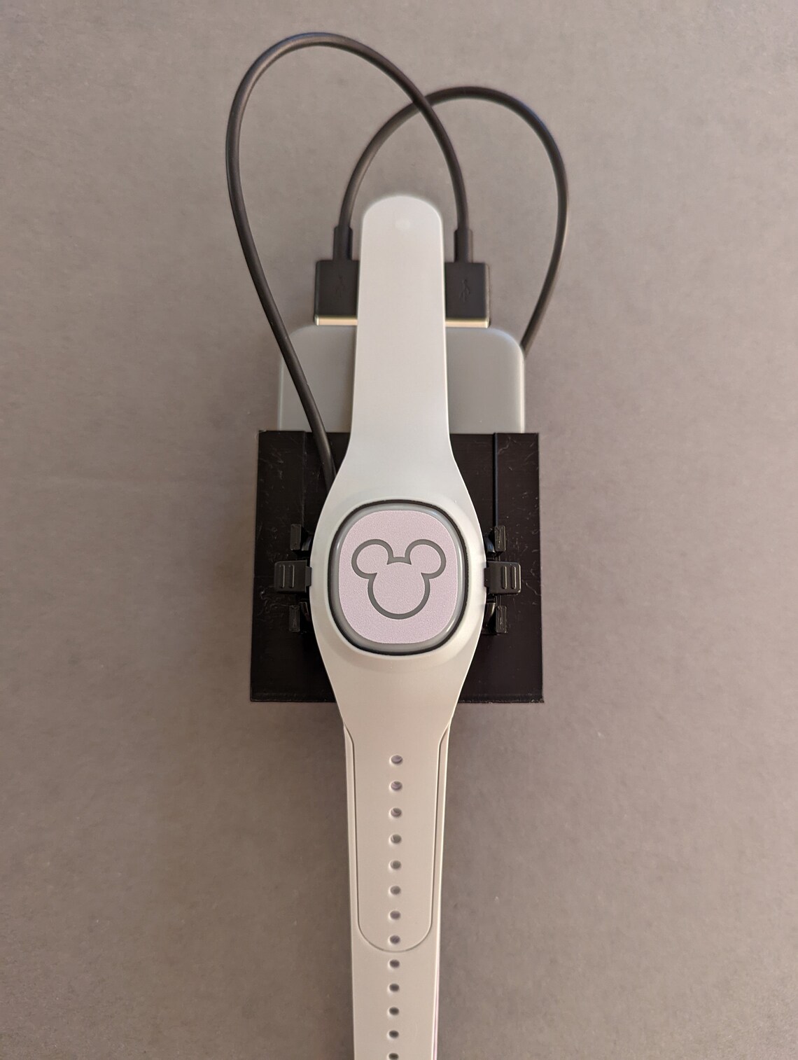 Rechargeable Magicband Magicband Plus Wireless Charger Etsy