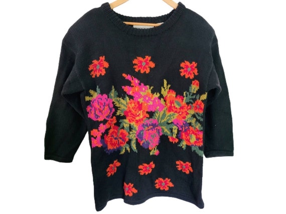 Vintage 1980s Dark Floral Cotton Sweater | Womens… - image 1