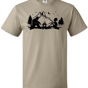 sasquatch Alien Lagerfeuer Grafik-t-Shirt T-Shirt Shirt Damen Damen Herren unisex Sie wählen Shirt Farbe und Größe